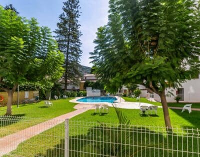 138 – Stylish Coastal Apartment with Views and Pool, Fuengirola